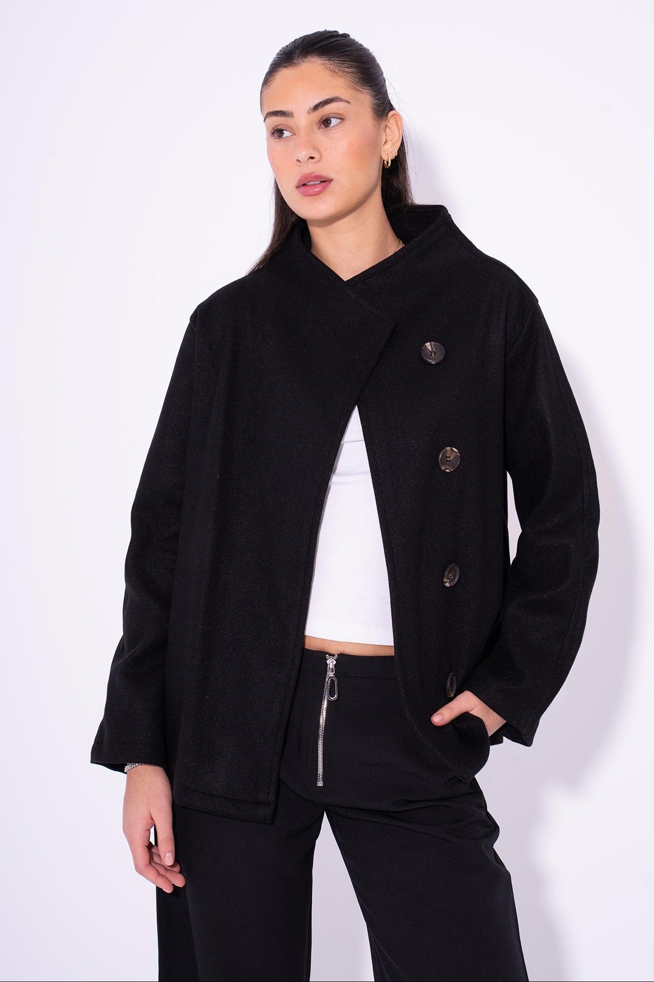 The Signature Buttons Jacket - Black