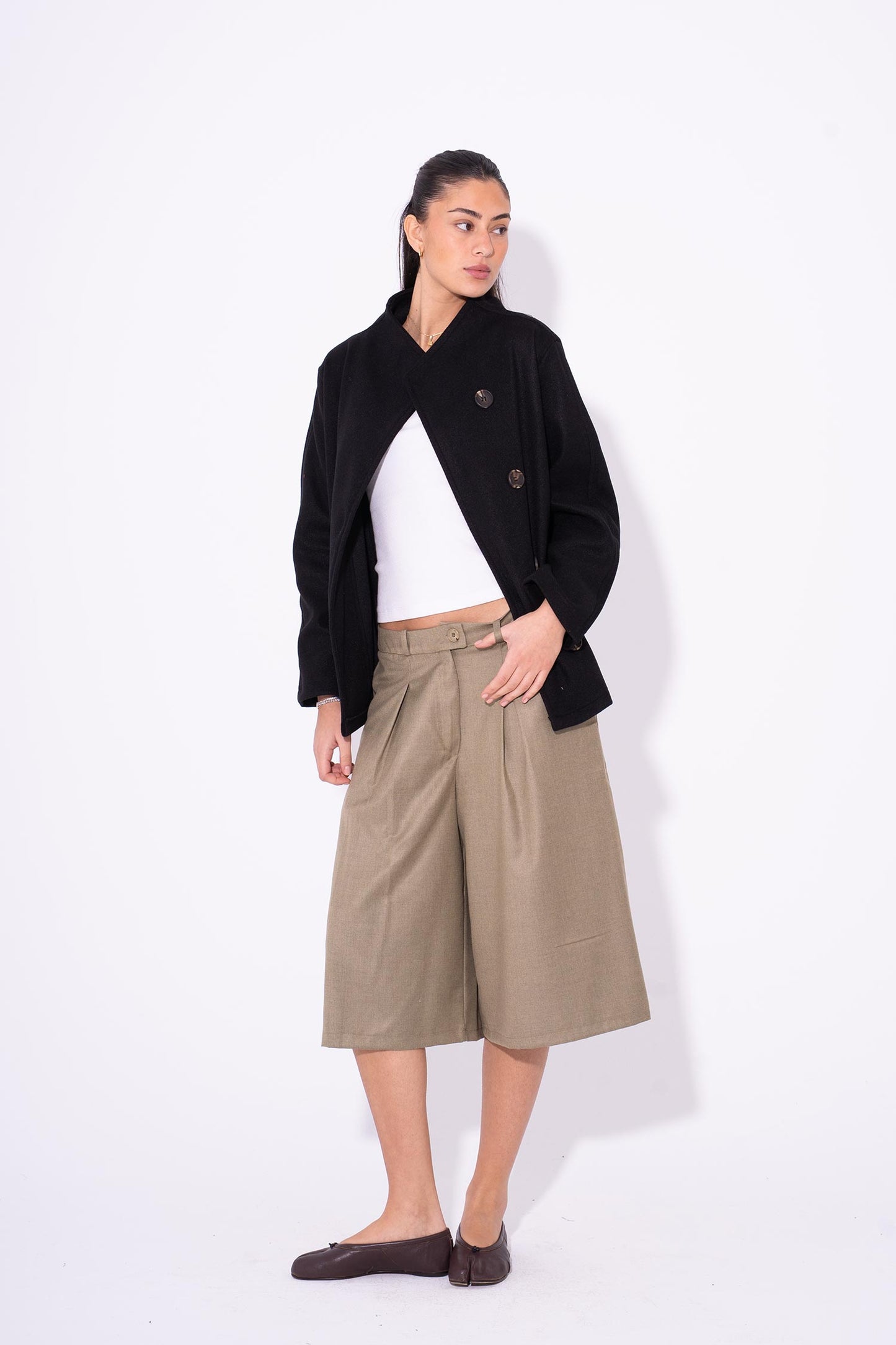 Taupe Statement Jorts- Olive