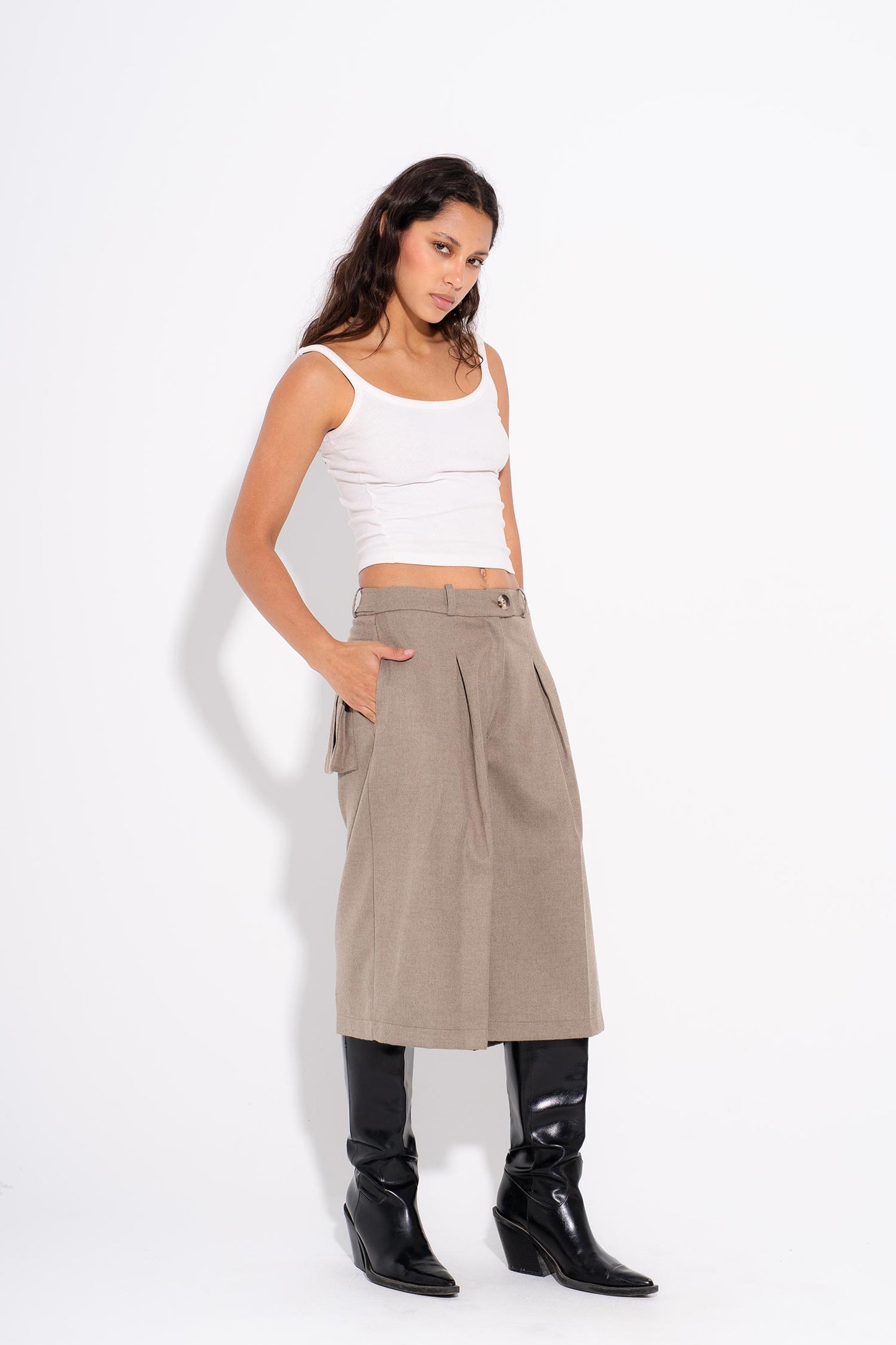 Taupe Statement Jorts- Beige