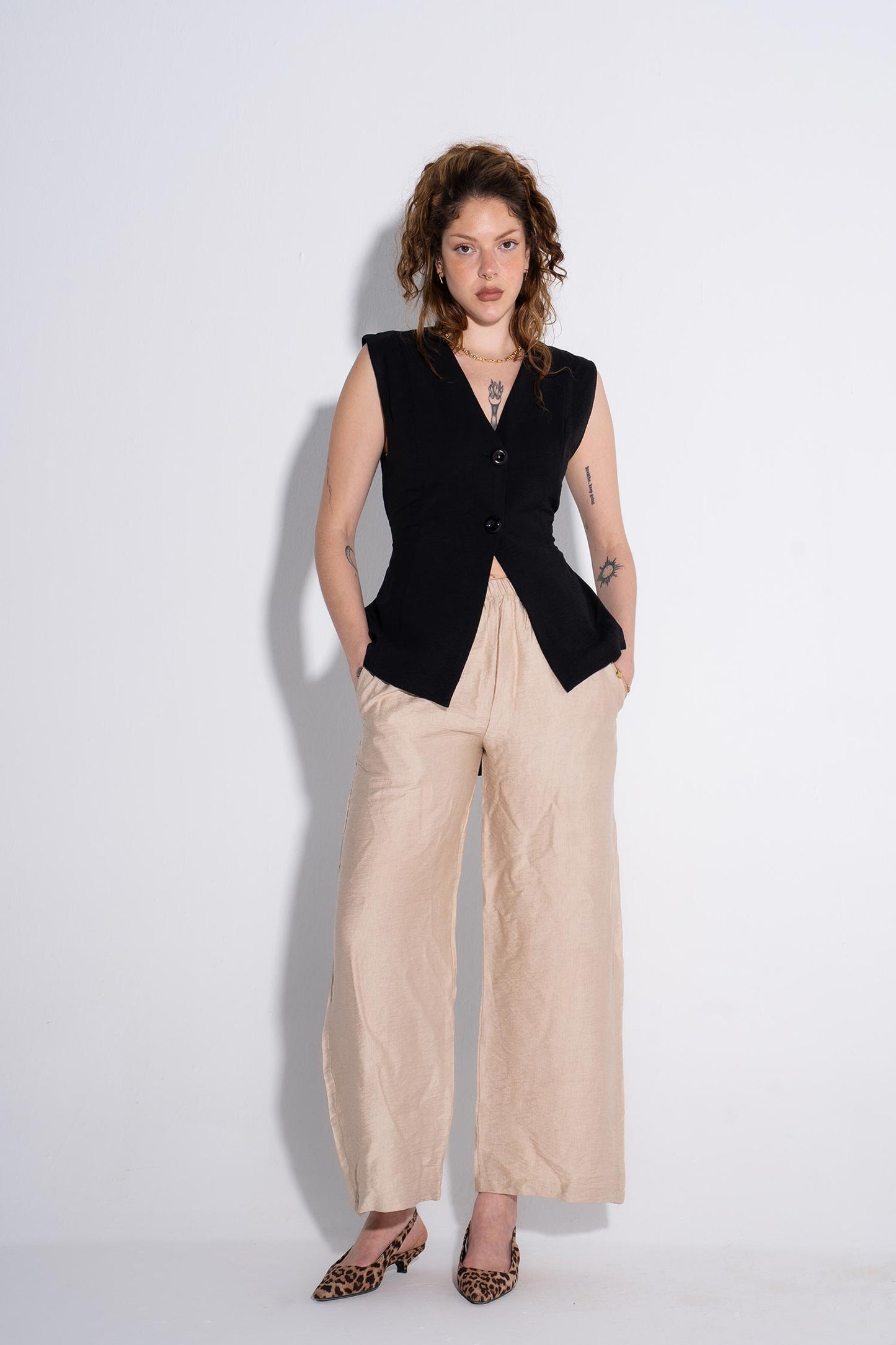 Blush Muse Vest - Black